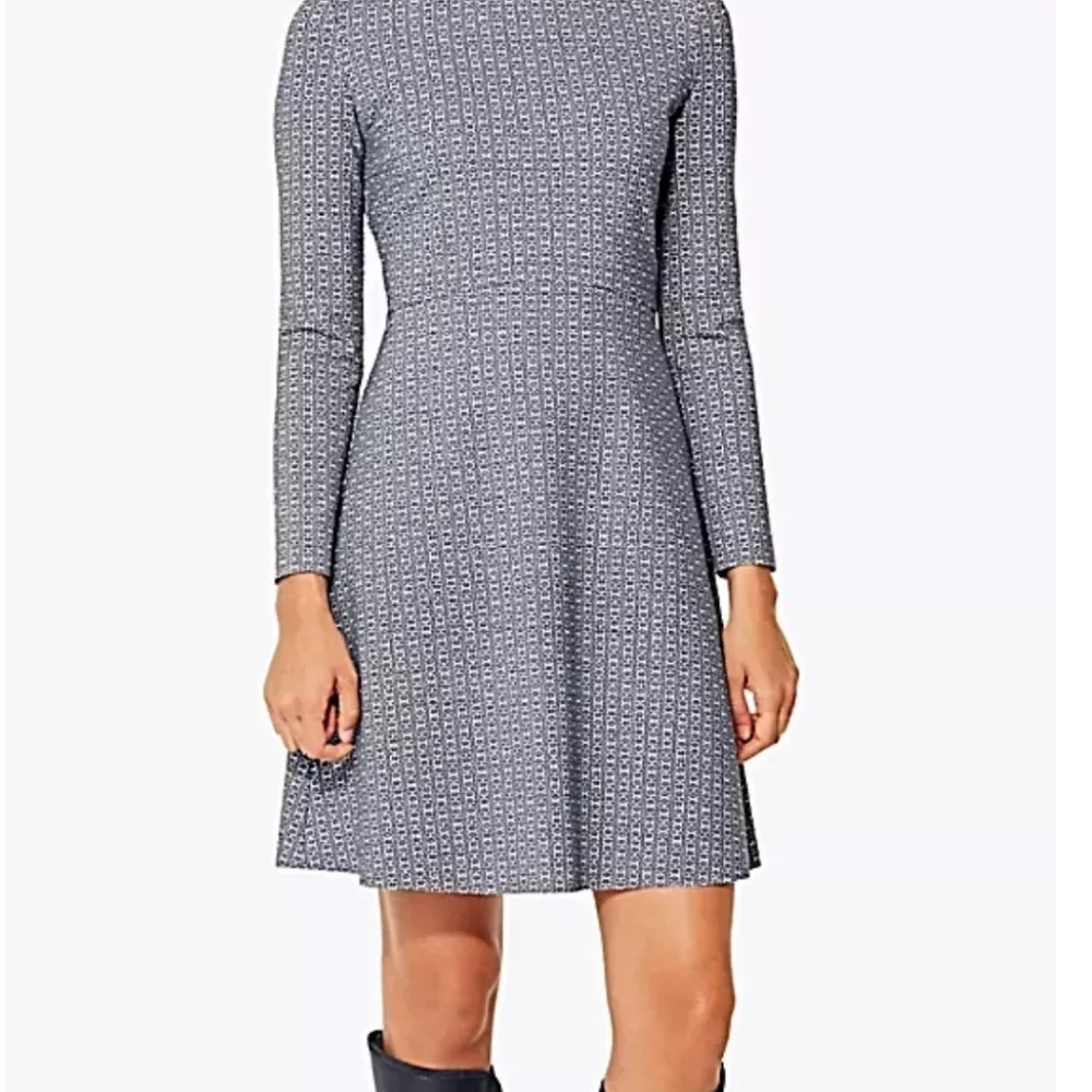 Tory Burch Corrine Crew Neck Long Sleeve Dress Chainlink Pattern Iconic Logo S